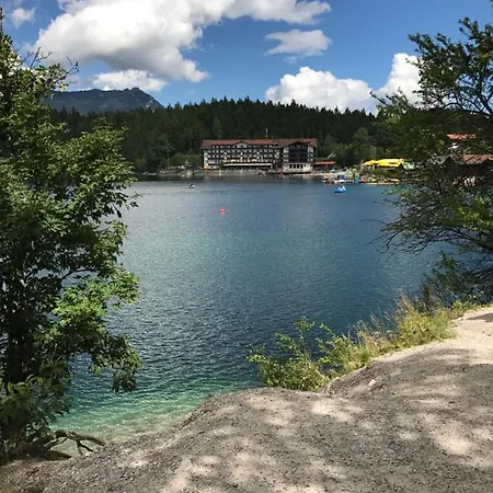 Haus Alpenruh * 比伯维尔