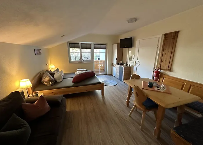 דירה Haus Alpenruh *