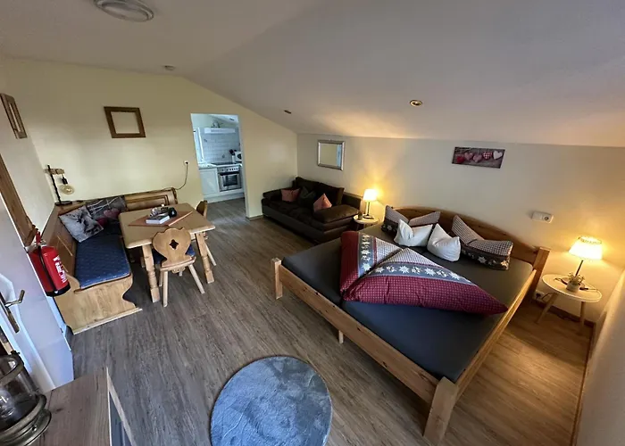 Haus Alpenruh ביברוויר