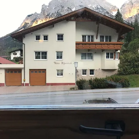 Haus Alpenruh *